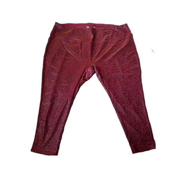 NEW! Slim & Sleek Animal Printed Coated Legging, Red Wine Leopard - 5x P… - Picture 6 of 6